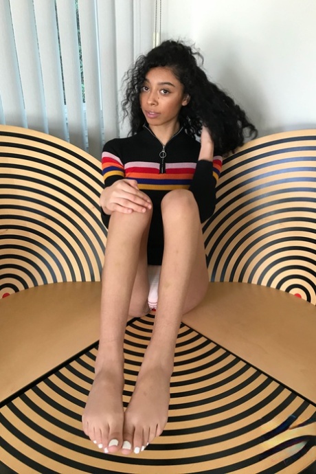 Jada Doll model pornographic photos